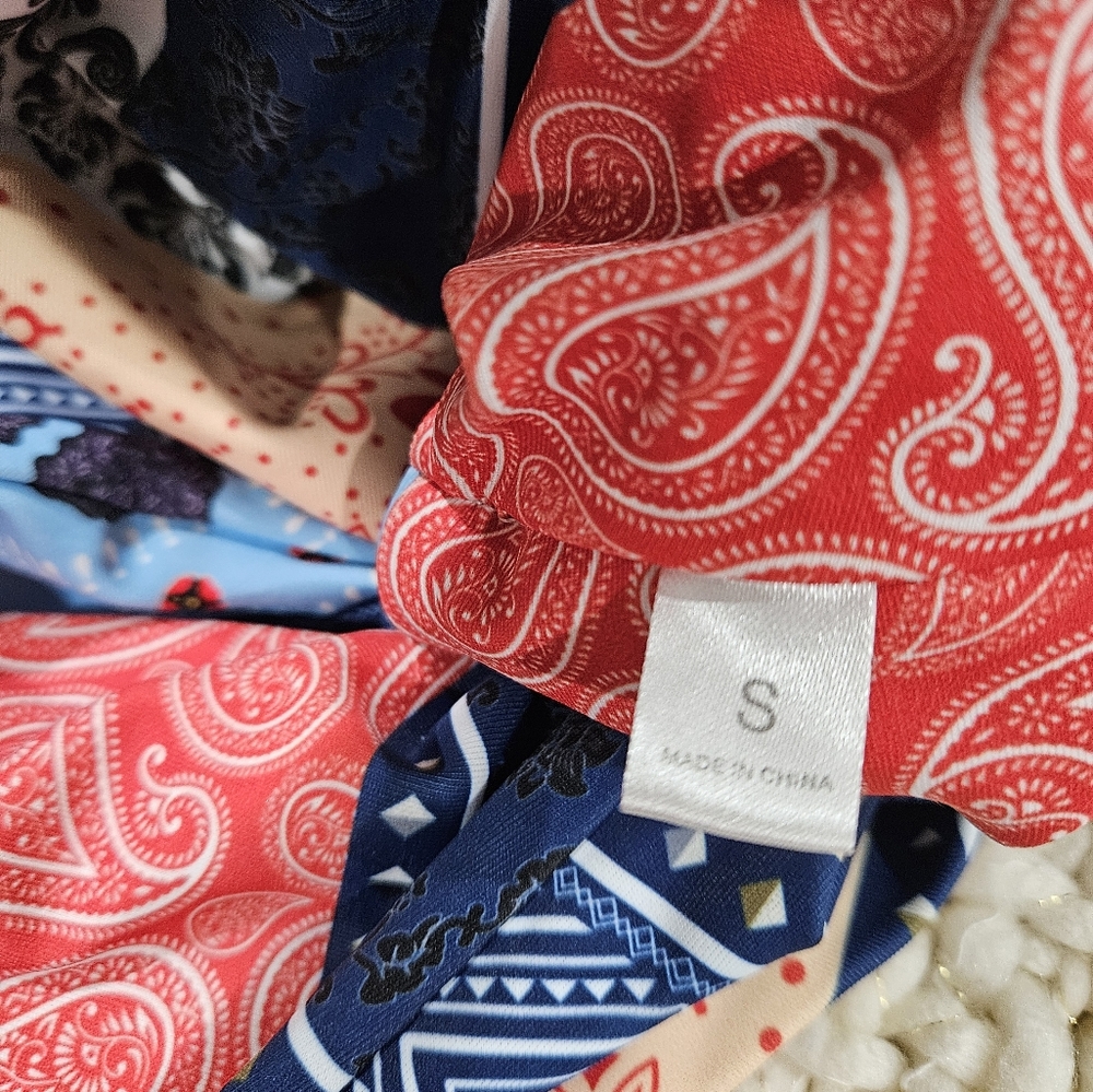 SHEIN Colorful Patterned Bikini Set - Picture 3 of 4